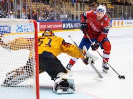 Dafür benötigt die mannschaft einen sieg gegen russland mit zwei toren vorsprung. Lettland Gegen Deutschland Eishockey Wm 2018 Heute Live Im Tv Und Im Live Stream Wintersport