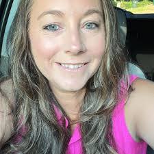 Amanda Lape's Instagram, Twitter & Facebook