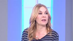 Η μύκονος διαθέτει δύο λιμάνια: Zvyshj1wnf1 Zm