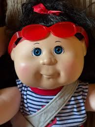 I'm saling all my big cabbage patch dolls for $10 and the small ones for $5  like for the people that's wanting to buy them to come to my house here in