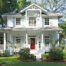 Creamy sw 7012 is a warm shade of white that provides the perfect complement to colorful doors and shutters. Best Home Exterior Paint Colors What Colors To Paint A House