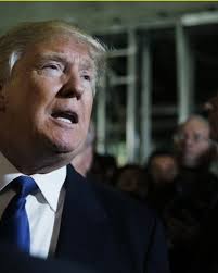 Clinton warns of possible Trump Supreme Court nominations