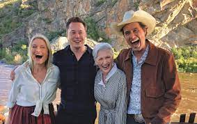 Welcome to r/elonmusk, the reddit home of engineer, industrial designer, technology entrepreneur and philanthropist elon musk. Elon Musk S Mom On Raising Successful Kids Put Them To Work Young