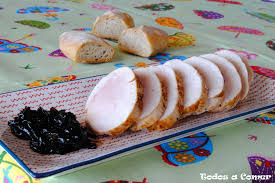 Precalienta el horno con calor arriba y abajo a 200º c. Pechuga De Pavo Al Horno Con Cebolla Caramelizada Todos A Comer