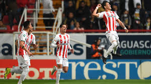 Pumas saca un resultado vital ante necaxa con un golazo de juan pablo vigón. Necaxa Pumas 2 1 Resumen Del Partido Y Goles As Mexico