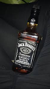 Always A Good Idea Singlegirlsclub One Of Nicola Good Idea Nicola Rupiah Singlegirlsclub Alcohol Aesthetic Alcohol Jack Daniels