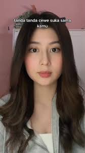 Peka N Justina Lloyd