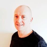 Andre Schunk's Instagram, Twitter & Facebook