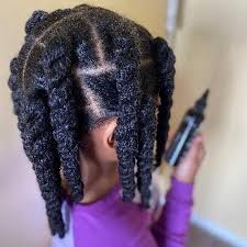 Of hair mayonnaise (depending on the length and thickness of hair) and rub into palms of hands. How To Do A Mayonnaise Hair Treatment Naturallycurly Com