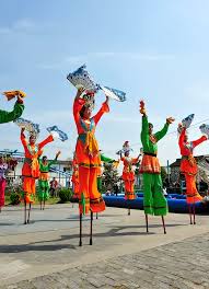 踩高跷- 抖音百科