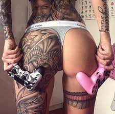 Frauen Mit Tattoos Sind Geil Home Facebook