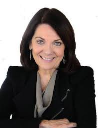 Dean Castelli's Instagram, Twitter & Facebook