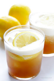 Maple Whiskey Sour Gimme Some Oven Recipe In 2020 Whiskey Sour Recipe Whiskey Sour Cocktail Recipes Whiskey
