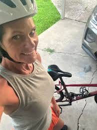 Great band and vendors….and I won a gift basket! Thanks to i5 design group!