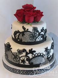 Black And White Wedding Cake With Red Roses On Top 2 Tier White Fondant With Black Fon Cool Wedding Cakes Halloween Wedding Cakes Black And White Wedding Cake