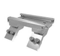 TRACK WITH INTEGRATED GUNWALE MOUNT