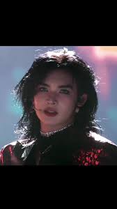 Gorgeous Man Albert's Amazing Performance