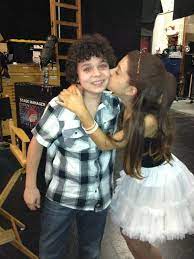 Discover more posts about sam+and+cat. Ariana And Cameron Sam And Cat Wiki Fandom