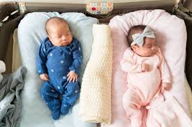 Arti nama anak perempuan awalan huruf a. 100 Nama Bayi Laki Laki Dan Perempuan Modern Kumparan Com