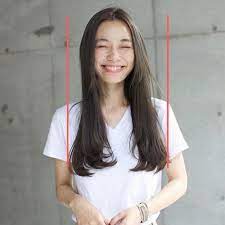 丸顔に似合う髪型の条件とは おすすめヘアスタイルを紹介 lala magazine ララマガジン ロング 丸顔 ロングヘア 丸顔 髪型