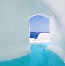 This Pool Goes From The Room To The Balcony Oia Hotels Beautiful Places To Visit Greece
