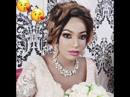 Hongera sillah mbuya mamia ya mabibi harusi katika arusi ya halaiki wamepewa silaha ya kujilinda dhidi ya waume zao wanaponyanyaswa. Hina Za Mabibi Harusi 2019 2020 By Hinna Za Mombasa Kwa Bibi Harusi