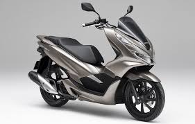 Honda Gave The Pcx 150 A Fresh New Update Top Speed Scooter Bike Honda Scooters Motor Scooters