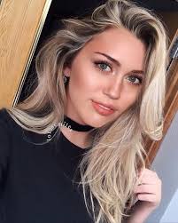 Miley Cyrus Pale Skin Hair Color Hair Color For Fair Skin Cool Hair Color