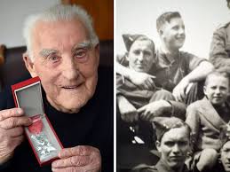 War veteran who was almost left for dead at Dunkirk awarded France's  highest military honour