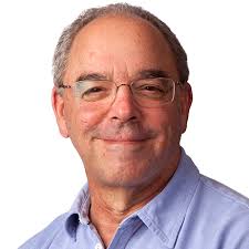 Fox News's Shepard Smith debunks his network's favorite Hillary Clinton  'scandal,' infuriates viewers