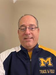 Dena Hyde's Instagram, Twitter & Facebook