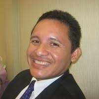 10 perfiles de «Rafael Ulloque»