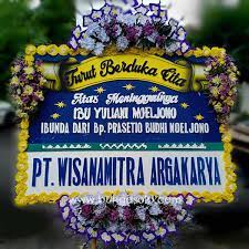 Toko bunga bandung 24 jam yang berada di area kota bandung jawa barat siap menjawab anda akan bunga melayani pemesanan bunga secara online dengan team profesional yang siap membantu pesanan bunga sampai di tempat tujuan {flower dilevery},khususnya untuk area kota bandung dan kabupaten bandung.kami menjual berbagai macam rangkaian bunga untuk segala kebutuhan pernikahan, graduation, ucapan. Toko Karangan Bunga Solo Bunga Papan Bunga Rangkaian Ucapan Bungasolo Com