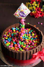 How To Make A Gravity Defying Cake Kit Kat M M Gems Cake Gravity Defying Cake Anti Gravity Cake Gravity Cake