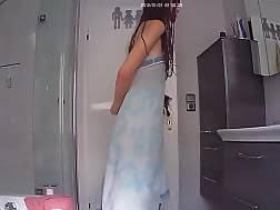 These four pairs of exfoliating scrubbing gloves for shower and body spa massager are made of polyester. Free Fingering Shower Porn Videos