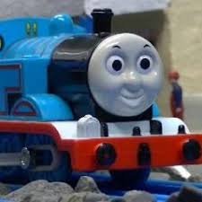 Traindude456 shared with us today his HO scale custom Connor coaches.