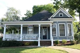 All the windows in my home are white, i'm getting a new window in my kitchen when i renovate and am considering having the inside of the window black with white trim. Pin By Jennifer Jarrett On Exterior House Exterior Blue House White Trim House Paint Exterior