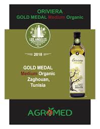 Postaire Pour Olivko Et Son Partenaire Apres Avoir Eu Des Medailles A Los Angeles 2018 Vodka Bottle Gold Medal Bottle