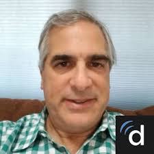 Robert Leavitt's Instagram, Twitter & Facebook