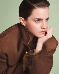 Prada Global Creative Makeup Artist Lynsey Alexander creates a unique  beauty look during a masterclass in Brooklyn for the U.S. launch of  #PradaSkincare and #PradaMakeup. #RethinkingBeauty #PradaBeauty