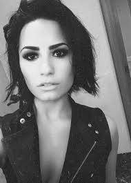 We love that she decided to do something edgy, but does it fit her? Demi Lovato Isn T Sober Anymore Inside Jamari Fox
