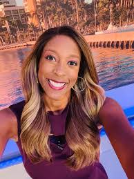 Denis Kramer's Instagram, Twitter & Facebook