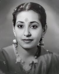 Bhavana Motiwala's Instagram, Twitter & Facebook