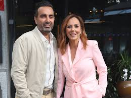 Rocío Carrasco, rota de dolor tras la muerte de su suegro, Paco Albiac, quien falleció a causa de un cáncer terminal - Infobae