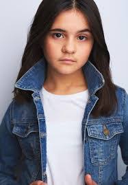 Jennifer Cristobal's Instagram, Twitter & Facebook