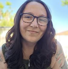 Will a Desert Rose plant thrive in a wide pot?