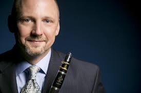 DMA II THE UNIVERSITY OF TEXAS WIND ENSEMBLE PAMORNPAN KOMOLPAMORN,  CONDUCTOR JONATHAN GUNN, CLARINET RICHARD ROSENBERG, CHANSON