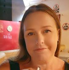 Did you know that many moons ago, when I was in yr6, I went to Stage School  for a year?! 🎵🩰🎭 My parents chose to send me because I had an absolute