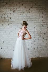 A gold belt gave the dress shape, and it featured a low neckline and was backless as well. Pin On All Things Wedding