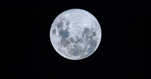 Luna de hoy, martes 27 de octubre: “No necesitamos estar perfectos o completos para ser deslumbrantes”
